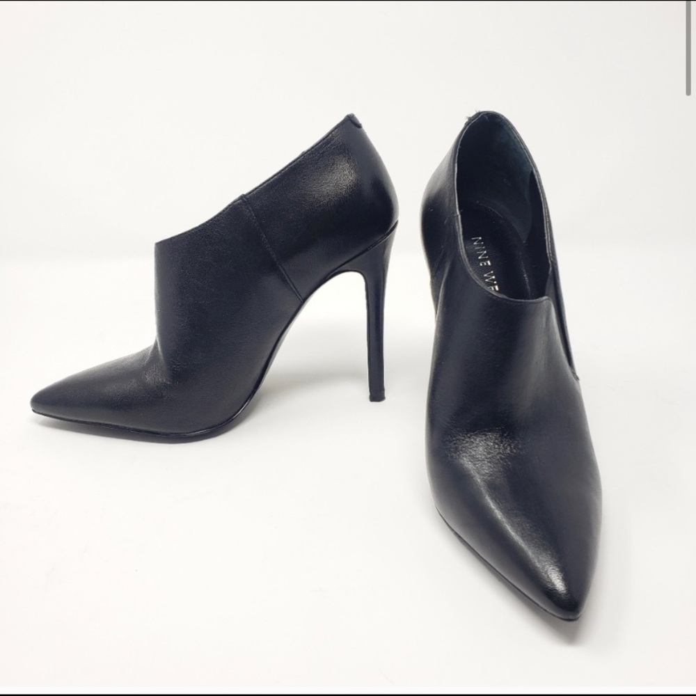 Nine West, ankle booties
